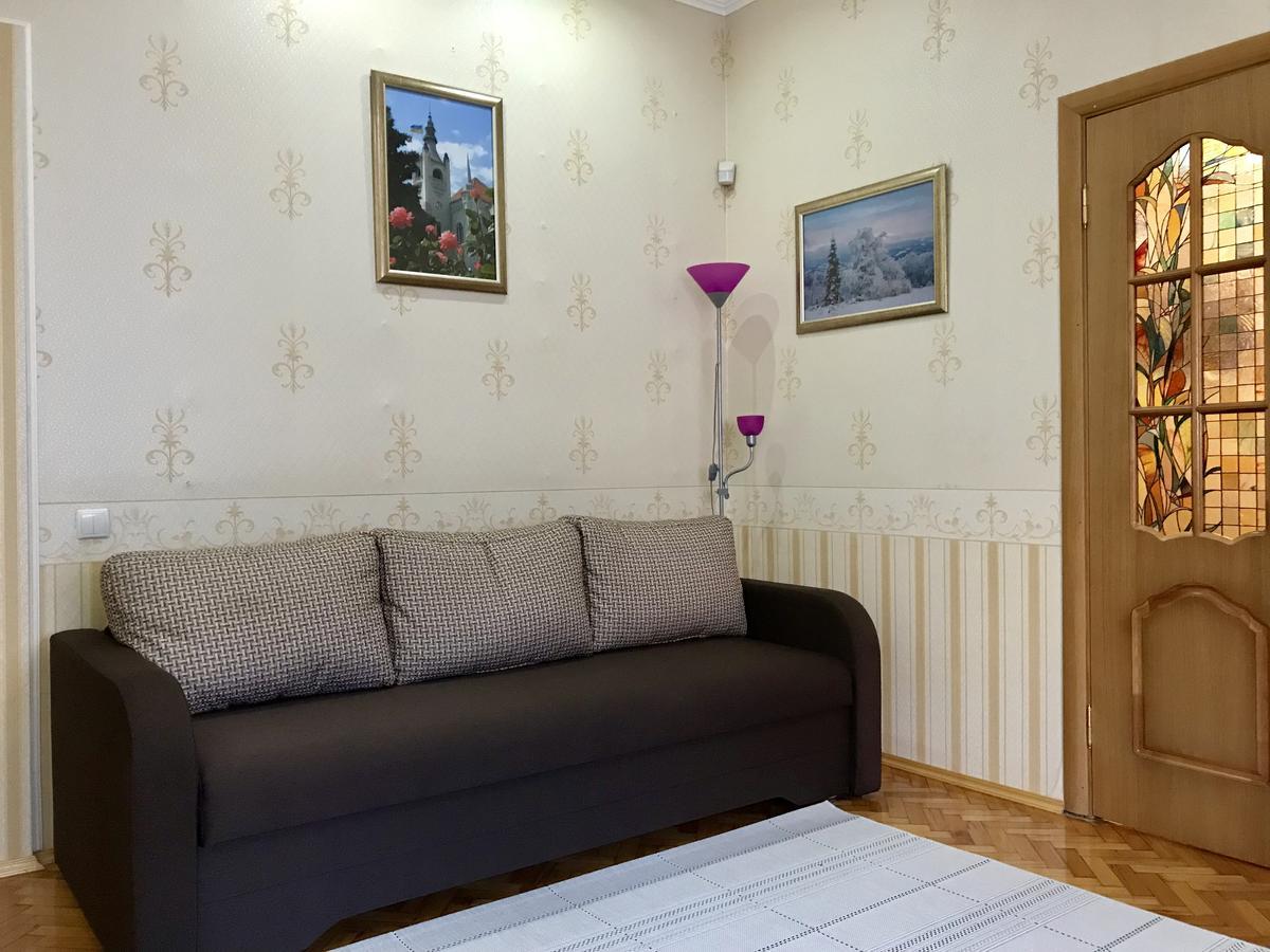 Large Apartment In The City Center ムカチェヴォ エクステリア 写真